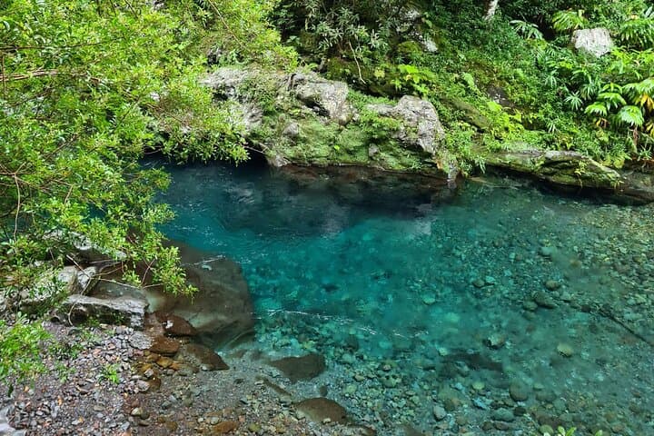 Explore Reunion Island: Full-Day Coastal Waterfalls & Lava Route Tour photo 5