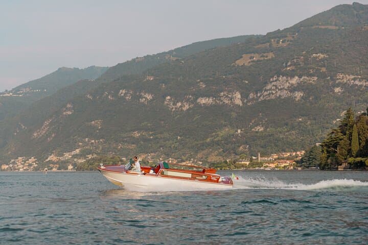 Private Wooden Speedboat Tour on Lake Como: Bellagio, Balbianello & Swim Stops photo 4