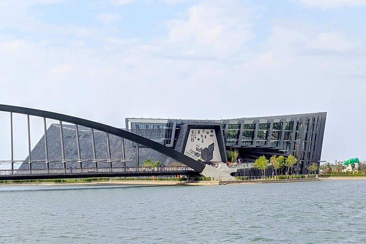 Chiayi Day Tour: National Palace Museum & Huiyi Forest Village Experience photo 2
