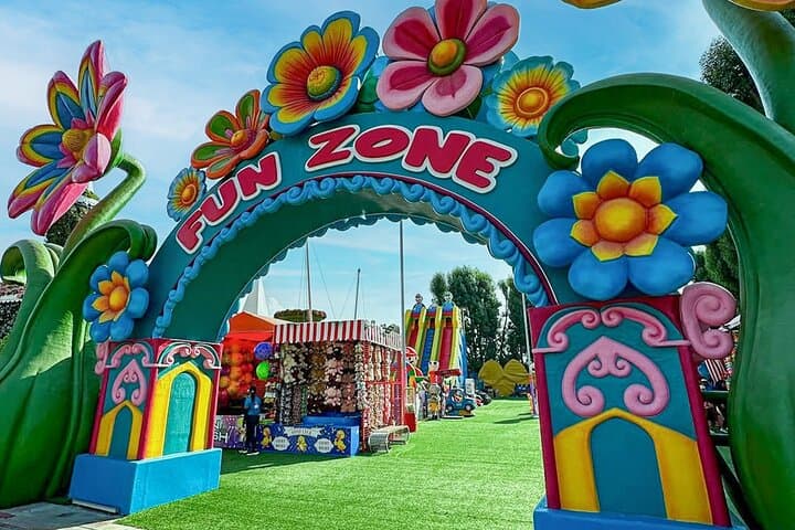 Dubai Miracle Garden Audio Guide Tour — Explore the Airbus A380 Floral Installation photo 4
