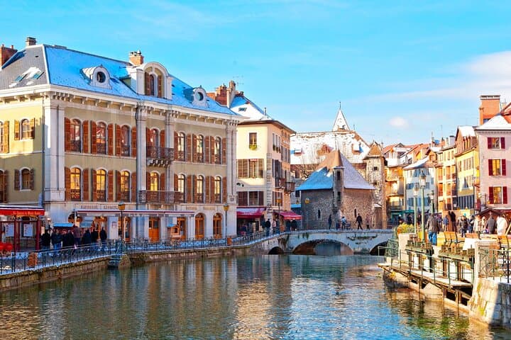 Annecy City Challenge: Interactive Bachelor & Bachelorette Team Game photo 4