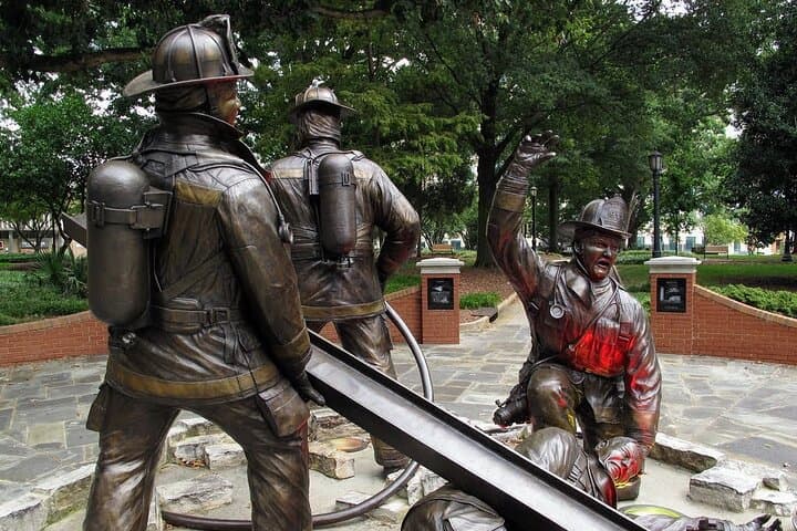 Raleigh Scavenger Hunt Walking Tour: Self-Guided City Game in Downtown Raleigh photo 5