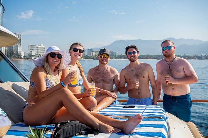 Hatteras 58 Luxury Yacht Charter in Puerto Vallarta & Nuevo Nayarit — Snorkel, Whale Watching & Private Beaches photo 3