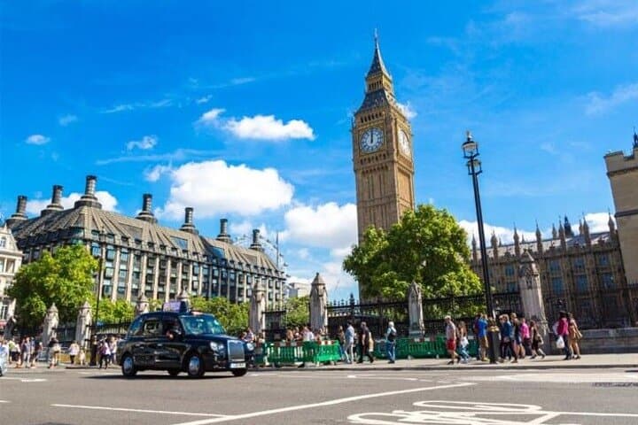 Private London Sightseeing Tour with Licensed TfL Driver — Full or Half Day photo 3