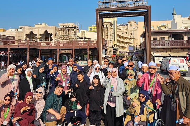 Private Dubai and Abu Dhabi in One Day: Sheikh Zayed to Modern Dubai Highlights photo 6