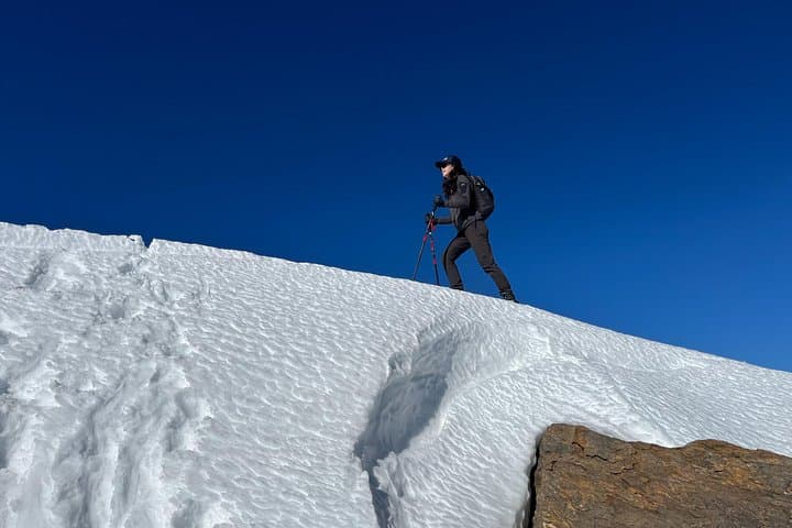 Snowshoeing Sierra Nevada from Granada: Guided Winter Hike near Pradollano photo 3