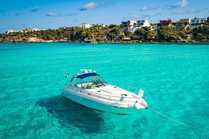Private Yacht to Isla Mujeres: Luxury Day Cruise from Cancun photo 4