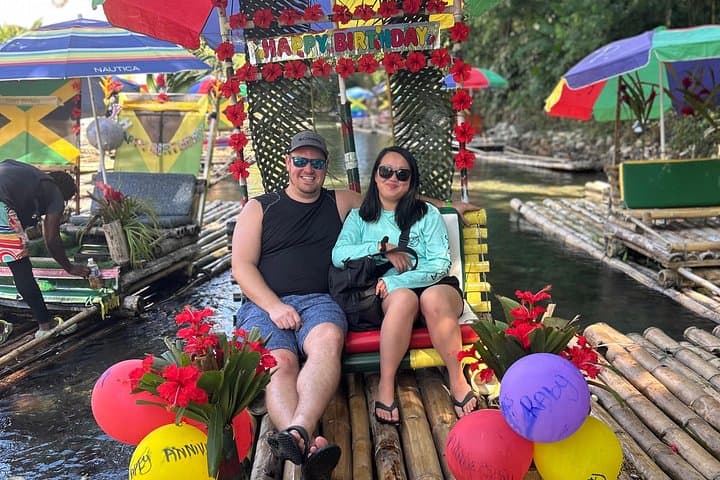 Rockland Bird Sanctuary and Bamboo Rafting in Montego Bay: Feed the Streamertail and Float the River photo 1