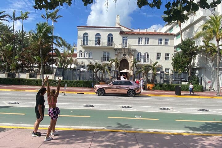 Postcard Views of Miami — 4-Hour Car & Walking Tour of South Beach, Wynwood & Little Havana photo 2