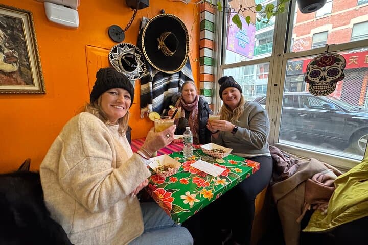Lower East Side Food Crawl — Bagels, Dumplings, Pizza & Tacos Walking Tour