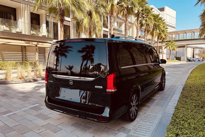 Private Abu Dhabi–Dubai Airport Transfer: Door-to-Door Luxury Service photo 2