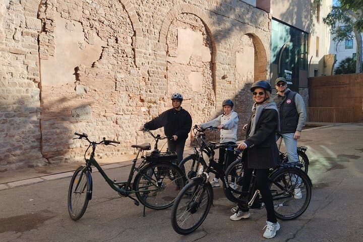 Explore Barcelona by E-Bike: Private Guided Electric Bike Tour photo 3