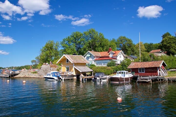 Private 4-Hour Yacht Cruise Through Stockholm's Archipelago photo 6