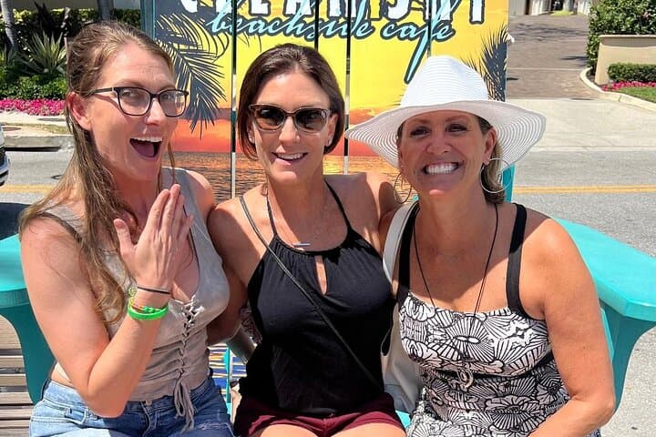 Clearwater Beach Walking Food Tour — Tiki Bites & Trivia photo 6