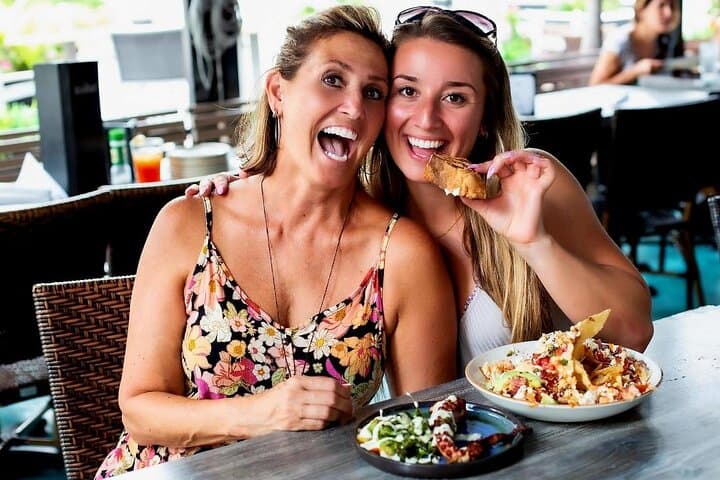 Clearwater Beach Walking Food Tour — Tiki Bites & Trivia photo 2