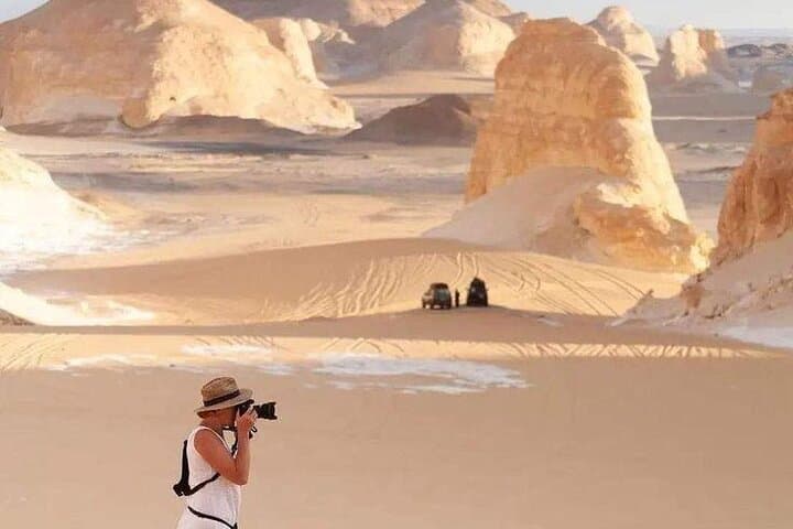 White & Black Desert Overnight: 2-Day Farafra Camping Expedition from Cairo photo 4