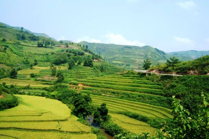 3-Day Ha Giang Loop: Ma Pi Leng, Dong Van & Nho Que River Adventure photo 6