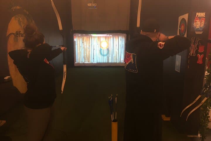 VR-Style Simulated Archery in Brampton — 1-Hour Indoor Target Session photo 3