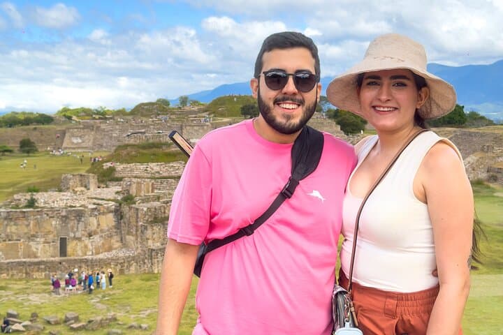 Full-Day Monte Albán and Artisan Towns Tour from Oaxaca: Ruins, Alebrijes & Black Pottery