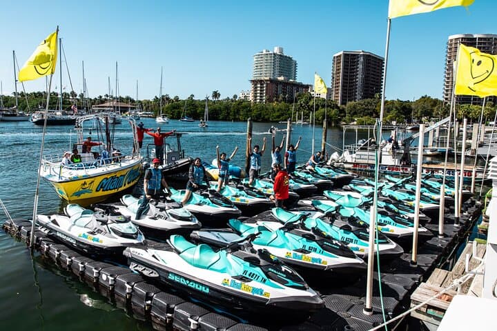 Parasailing in Miami: Dinner Key Scenic Flights with Miami Watersports photo 4
