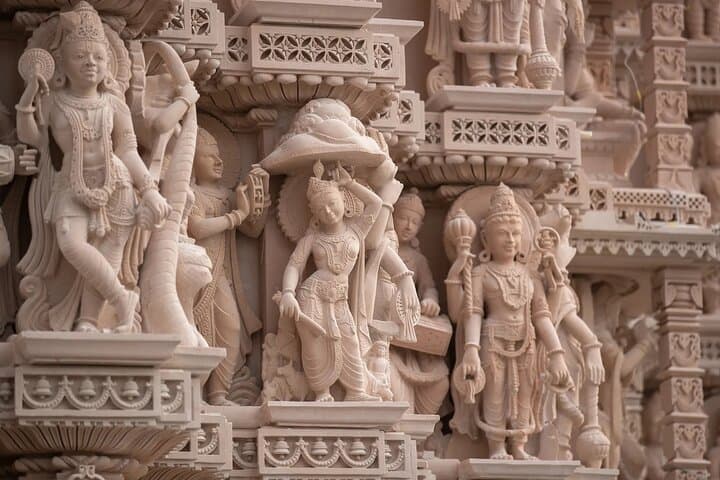 BAPS Hindu Mandir Abu Dhabi: Private 6‑Hour Cultural Tour from Dubai photo 3