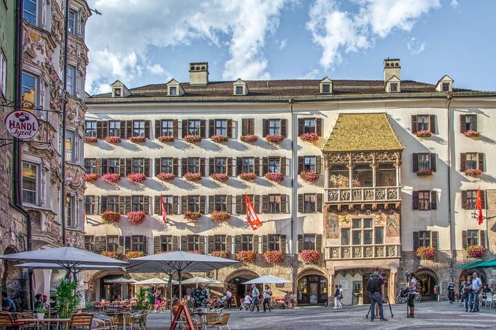 Venice to Munich Private Tour — Lake Como, St. Moritz & Innsbruck in 5 Days photo 6