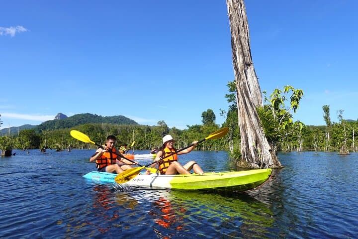 Dragon Crest Sunrise Hike & Klong Root Kayak: Krabi's Dawn-to-Daylight Nature Combo photo 4