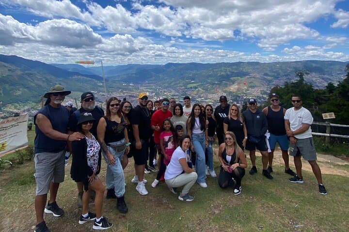 Paragliding Medellín: The Dream of Flying Over Bello’s Hills photo 3