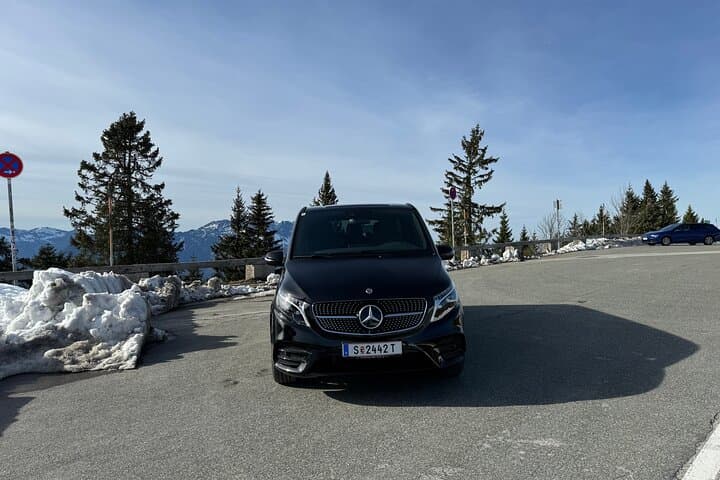 Do-Re-Mi Alpine Tour from Salzburg to the Bavarian Alps and Picnic Meadow photo 6