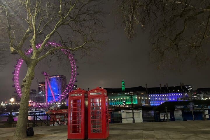 London by Night Private Tour: Iconic Sights & Secret Local Stops photo 3