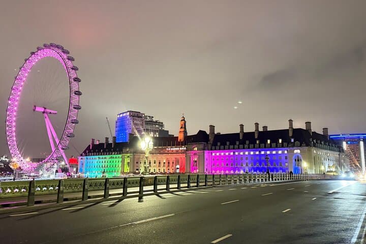 London by Night Private Tour: Iconic Sights & Secret Local Stops photo 4