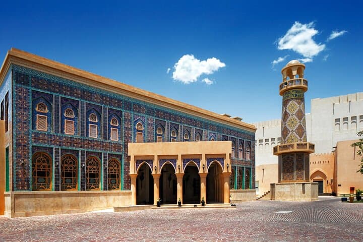 Doha Guided City Tour: Museum of Islamic Art, Souq Waqif & The Pearl in 4 Hours