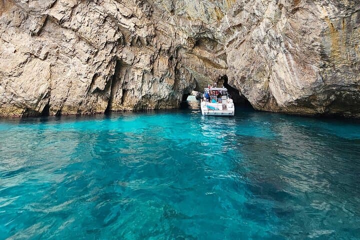 Private Boat Tour Amalfi Coast and Capri: Full-Day Charter from Amalfi photo 3