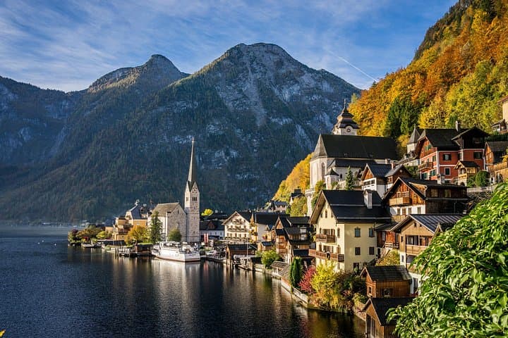 Day Trip to Hallstatt from Salzburg: Lake Cruise, Viewpoint Hike & Village Stroll