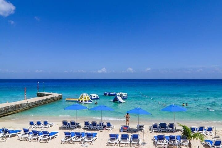 Cozumel Jeep Tour: Beach Club, El Mirador & Tequila Tasting photo 4