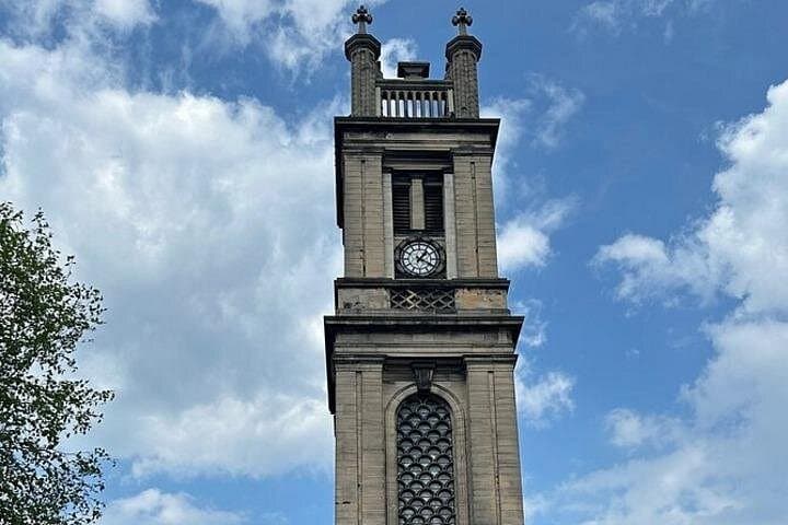 Private Luxury Car Tour of Edinburgh — Full or Half-Day City Highlights photo 2
