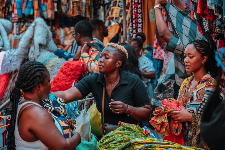 Private Makola Market & Accra Art Centre Tour — Shop, Drum & Discover
