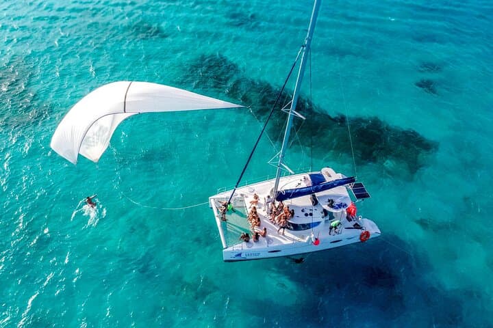 Isla Mujeres Catamaran from Cancun: Snorkeling, Open Bar & Beach Club photo 3