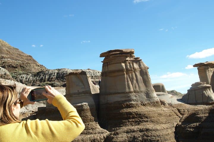 Off-the-Beaten-Path Badlands Jeep Tour from Calgary to Drumheller photo 6