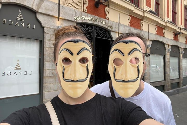 Outdoor Heist Escape Game in Lille: Citywide Team Puzzle Adventure photo 2