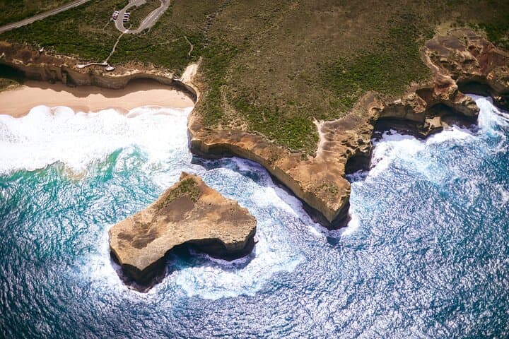 VIP Helicopter to the 12 Apostles: Private Flight, Landing & Gibson Steps photo 4