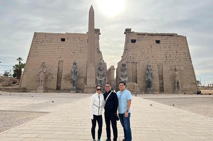 6-Day Luxor Ancient Wonders Tour: Hot Air Balloon, Valley of the Kings & Temple Circuit