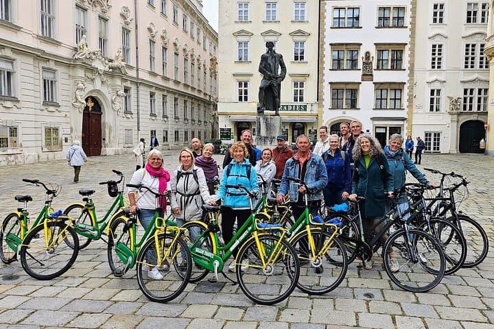 Complete Vienna Bike Tour: Hofburg, Ringstrasse & Naschmarkt in 3 Hours photo 1