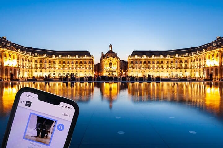 Bordeaux City Challenge: 2-Hour EVG/EVJF Team Game from Place de la Comédie