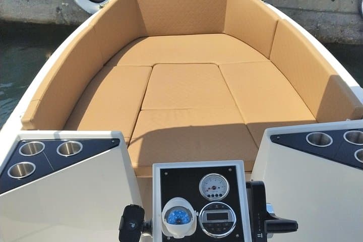 License-Free Valory 480 Boat Rental to Dia Island from Heraklion photo 4