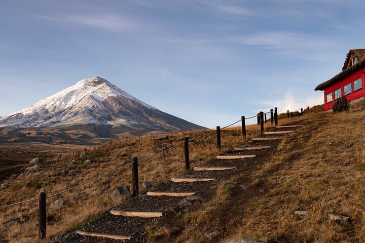 Summit Cotopaxi: 2-Day Guided Ascent to 5,897 m (19,347 ft) photo 6