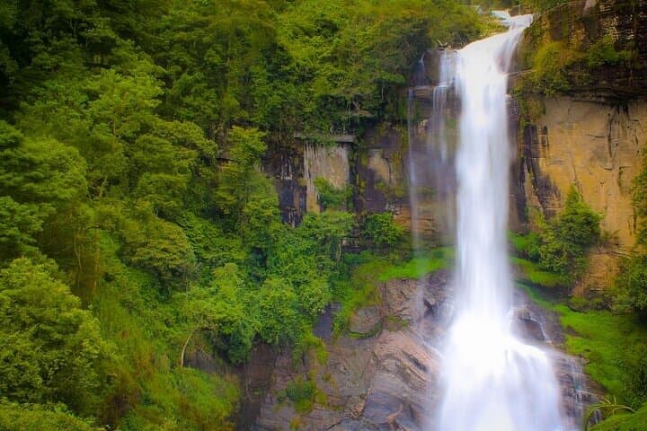 4-day-sri-lanka-sigiriya-kandy-nuwara-eliya-ella-udawalawe-tour