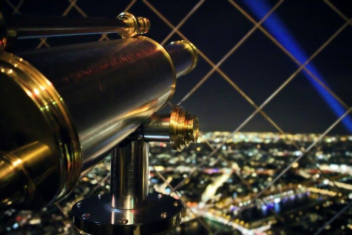 Evening Eiffel Tower Soirée: Small-Group Guided Summit with Champagne photo 4