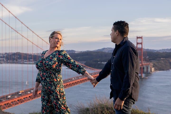 Golden Gate Bridge Professional Photoshoot: Capture Iconic San Francisco Views