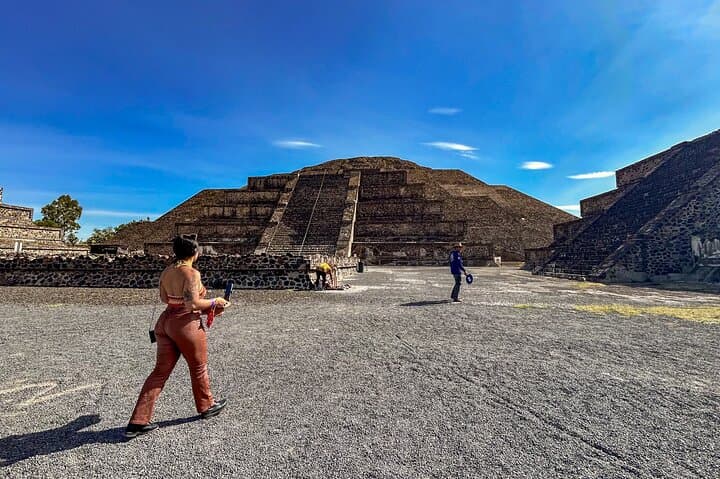 Skip-the-Line Teotihuacan Pyramids Ticket — Explore the City of the Gods photo 1